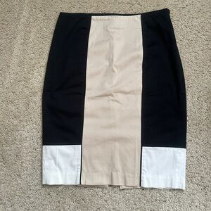 WHBM Color Block Black/White/Beige Pencil Skirt size 8 (139)